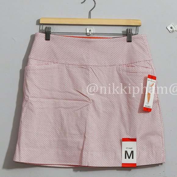 S.C. & CO Ladies' Skort Pull-On, Tummy Control Waistband In red - Picture 2 of 9